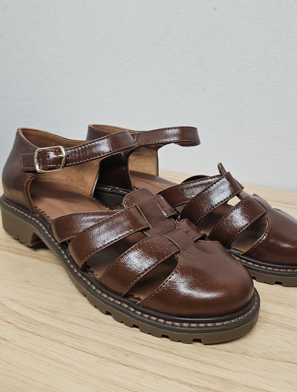Julia Bo Sandals Size 7